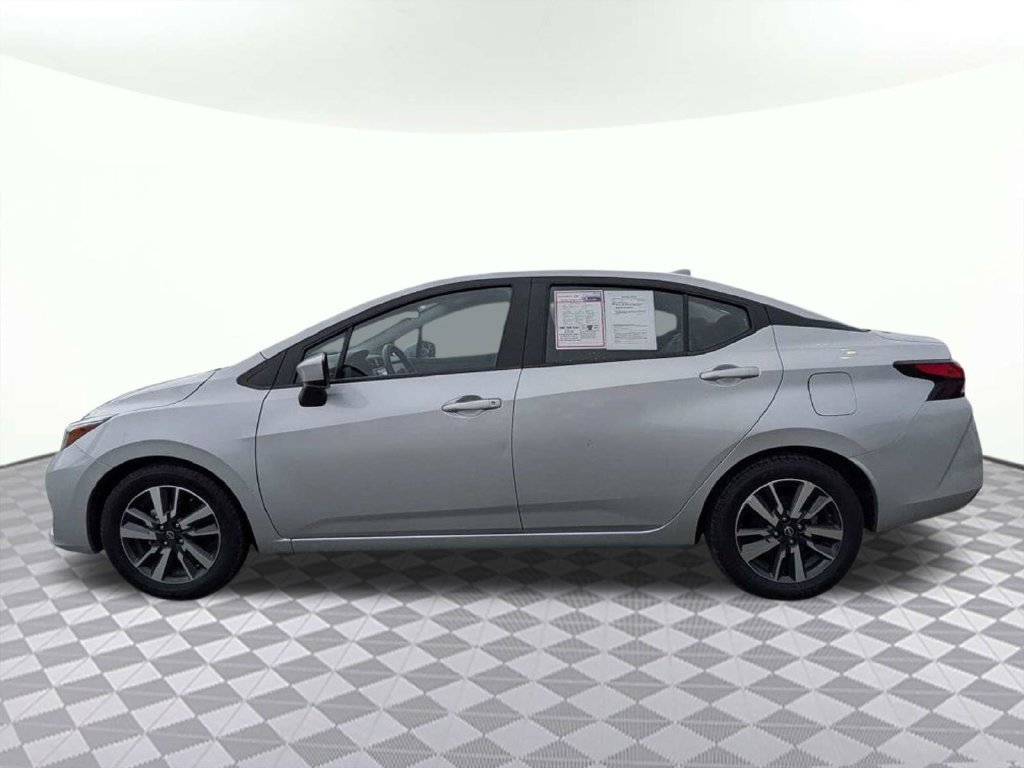 Used 2024 Nissan Versa SV FWD image 7