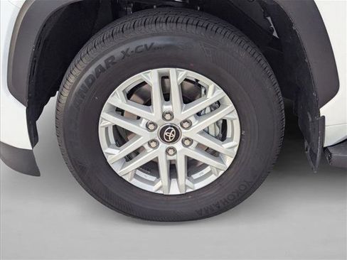 Certified 2025 Toyota Sequoia SR5 AWD/4WD image 24
