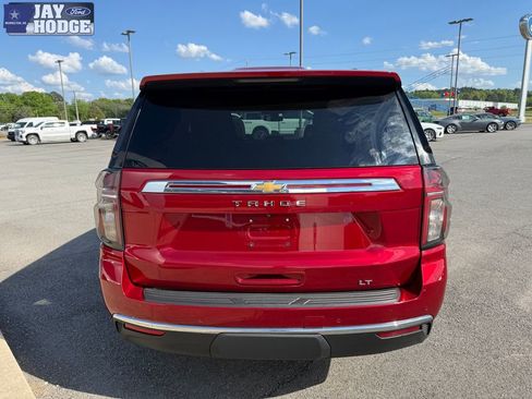 Used 2021 Chevrolet Tahoe LT w/ LT Signature Package image 5