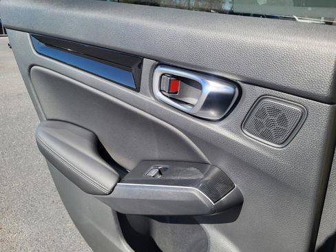 Certified 2025 Honda Civic Sport Touring image 16