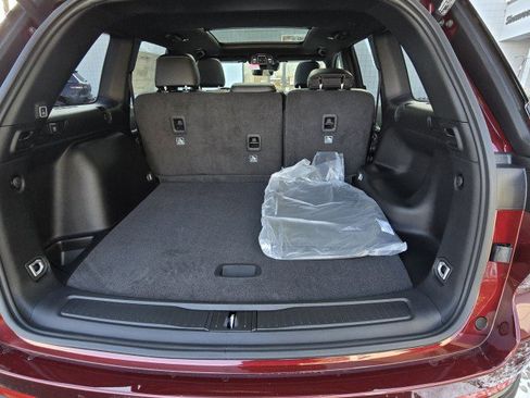 New 2025 Jeep Grand Cherokee Limited image 10
