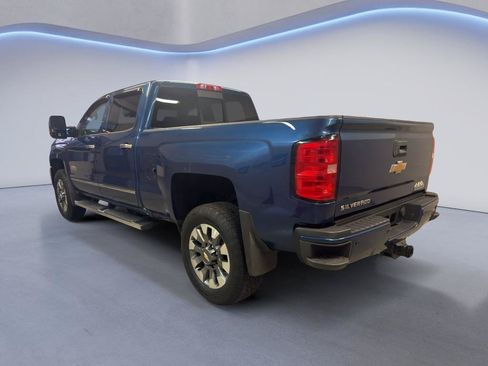 Used 2017 Chevrolet Silverado 2500 High Country AWD/4WD image 5