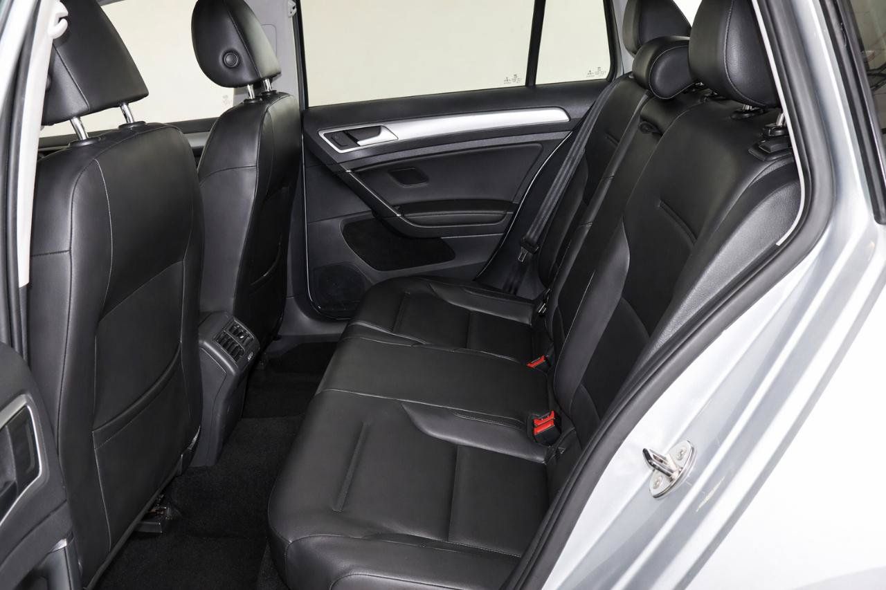 Used 2015 Volkswagen Golf TDI SEL FWD image 15
