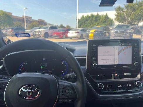 Used 2020 Toyota Corolla XSE w/ XSE Preferred Package FWD image 10