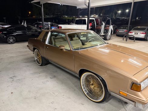 Used 1987 Oldsmobile Cutlass Supreme Coupe image 6