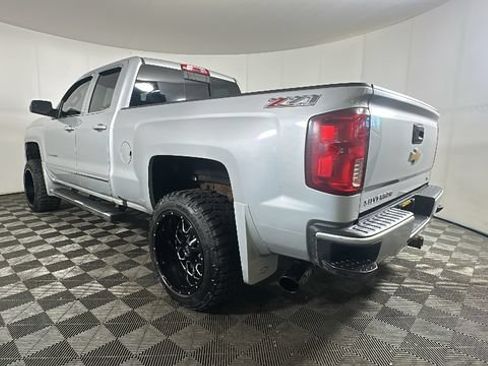 Used 2016 Chevrolet Silverado 1500 LTZ Z71 AWD/4WD image 4