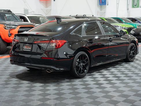 Used 2024 Honda Civic Sport image 8
