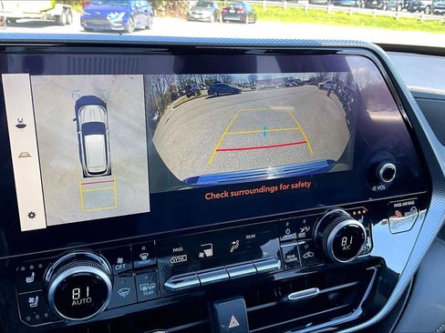 Used 2023 Toyota Highlander Platinum image 27