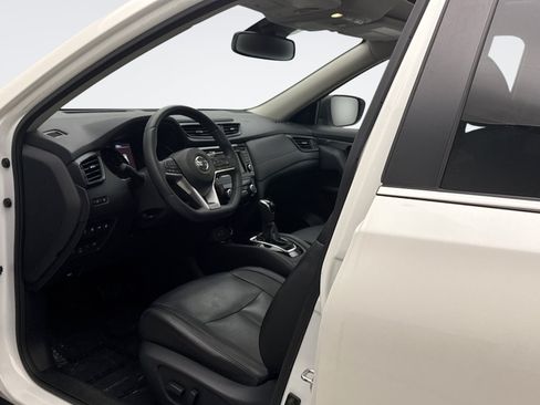 Used 2020 Nissan Rogue SL w/ Premium Package AWD/4WD image 10
