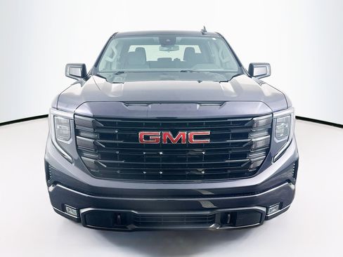 Used 2024 GMC Sierra 1500 Elevation AWD/4WD image 2