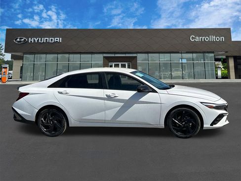 New 2026 Hyundai Elantra Sport FWD image 5