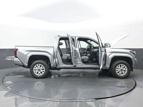 New 2026 Toyota Tacoma SR5 image 30