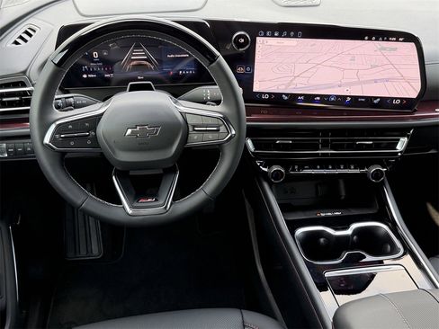 New 2026 Chevrolet Traverse Z71 w/ Enhanced Driving Package image 11