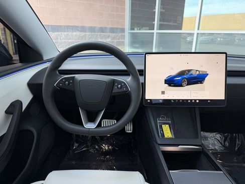Used 2024 Tesla Model 3 Performance image 16