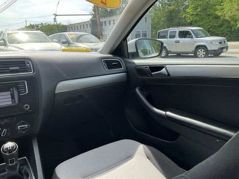 Used 2017 Volkswagen Jetta S FWD image 15
