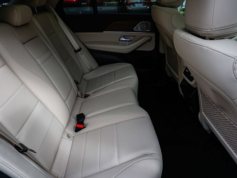 New 2026 Mercedes-Benz GLE 450 4MATIC image 18