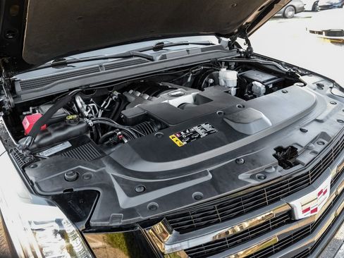 Used 2019 Cadillac Escalade Platinum image 58