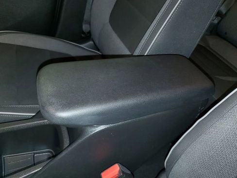 Used 2021 Chevrolet TrailBlazer LS image 28