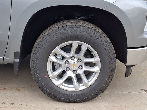 New 2026 Chevrolet Silverado 1500 LT AWD/4WD image 8