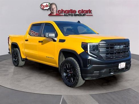 Used 2024 GMC Sierra 1500 Pro w/ Pro Value Package image 7