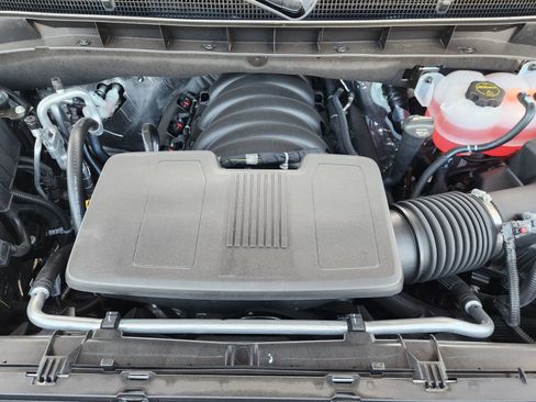 New 2026 GMC Yukon AT4 Ultimate w/ LPO, Floor Liner Package image 37