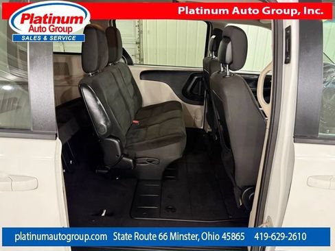 Used 2017 Dodge Grand Caravan SE FWD image 34