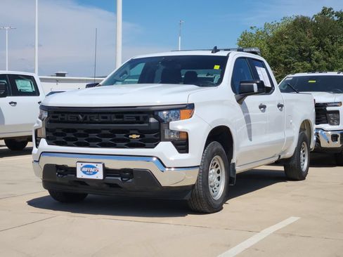 Used 2023 Chevrolet Silverado 1500 W/T w/ WT Value Package RWD image 3