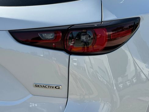 New 2025 MAZDA CX-5 AWD 2.5 S w/ Preferred Package image 31