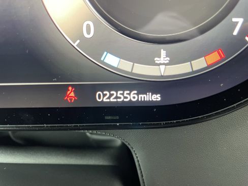 Certified 2023 Land Rover Range Rover Autobiography image 25