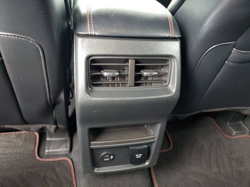 Used 2022 Ford Edge ST-Line AWD/4WD image 14