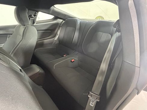 Used 2019 Ford Mustang GT w/ Equipment Group 301A RWD image 11
