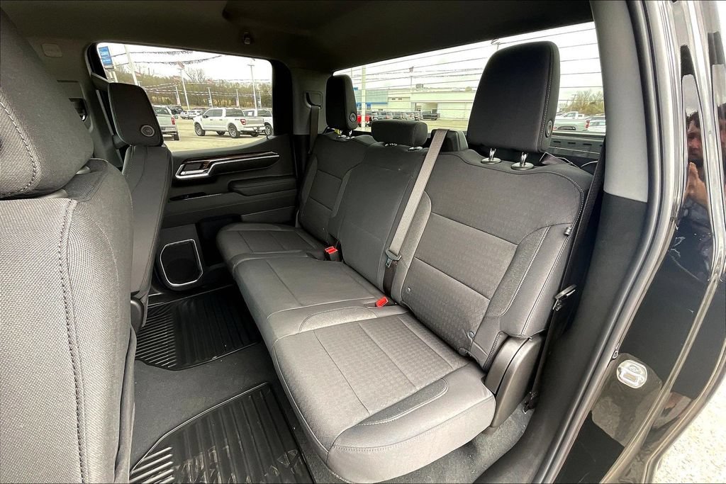 New 2026 Chevrolet Silverado 1500 RST AWD/4WD image 5