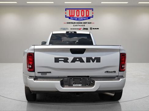 New 2026 RAM 3500 Big Horn AWD/4WD image 4