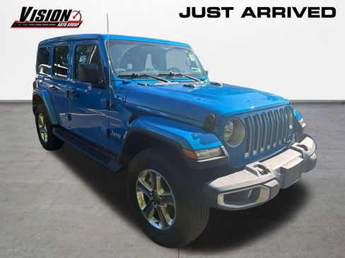 Used 2021 Jeep Wrangler Unlimited Sahara w/ Cold Weather Group AWD/4WD image 3