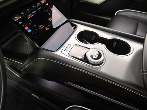 Certified 2026 Cadillac Vistiq Premium Luxury w/ LPO, Floor Liner Package AWD/4WD image 33