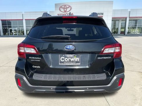 Used 2018 Subaru Outback 2.5i Limited AWD/4WD image 4