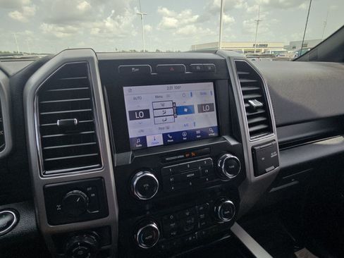 Used 2020 Ford F150 Lariat RWD image 24