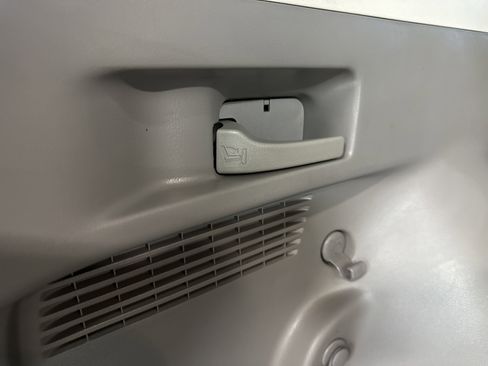 Used 2014 Honda CR-V LX image 25