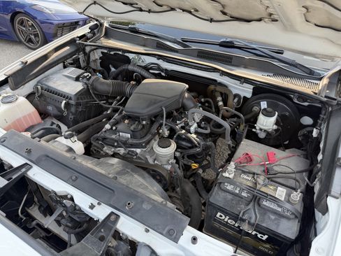 Used 2021 Toyota Tacoma SR w/ SR Convenience Package RWD image 33