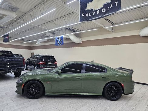 Used 2021 Dodge Charger Scat Pack w/ Driver Convenience Group RWD image 10