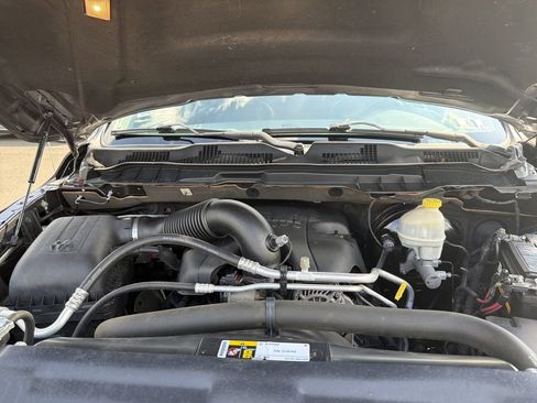 Used 2015 RAM 1500 Big Horn AWD/4WD image 34
