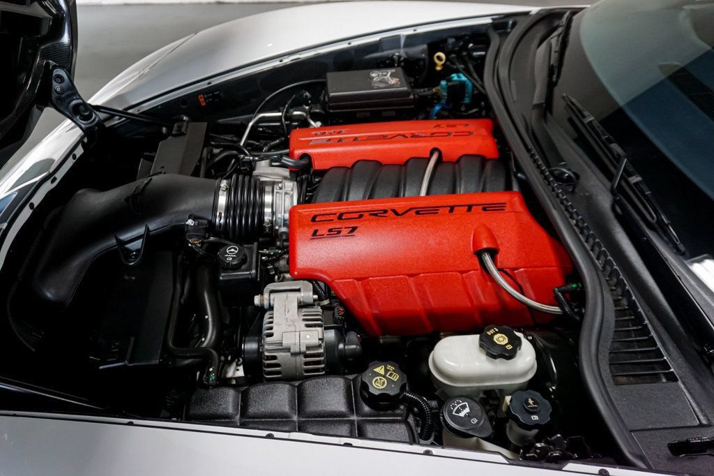 Used 2013 Chevrolet Corvette 427 Convertible w/ 1SC Preferred Equipment Group RWD image 16