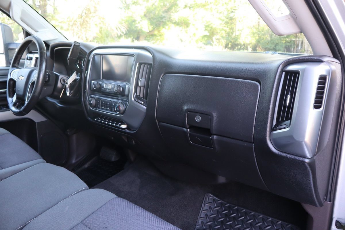 Used 2016 Chevrolet Silverado 2500 LT w/ LT Plus Package AWD/4WD image 17