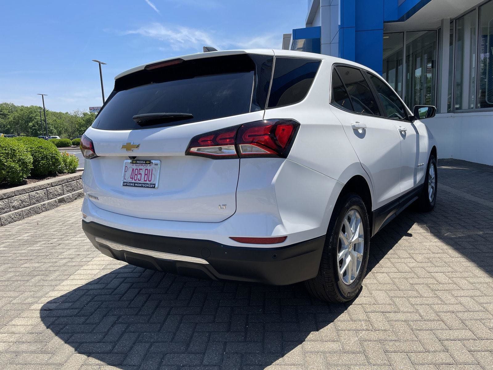 Used 2024 Chevrolet Equinox LT w/ LPO, Floor Liner Package FWD image 5