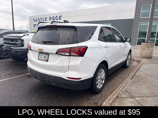 Used 2022 Chevrolet Equinox LS w/ LS Convenience Package FWD image 4