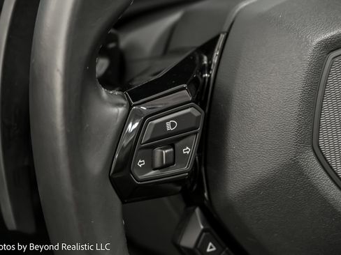 Used 2023 Lamborghini Huracan EVO image 21