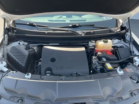 Used 2021 Chevrolet Traverse LS image 20