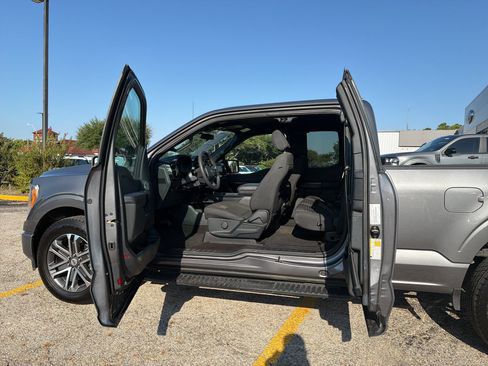 Used 2021 Ford F150 XL w/ Equipment Group 101A High RWD image 10