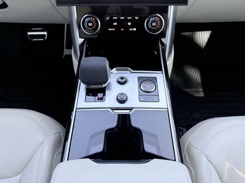 Used 2023 Land Rover Range Rover Long Wheelbase Autobiography image 70