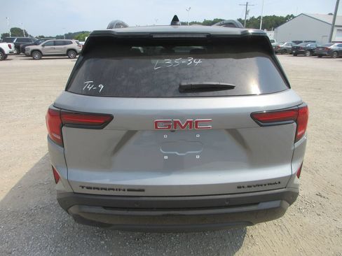 New 2027 GMC Terrain Elevation w/ Elevation Premium Package AWD/4WD image 5